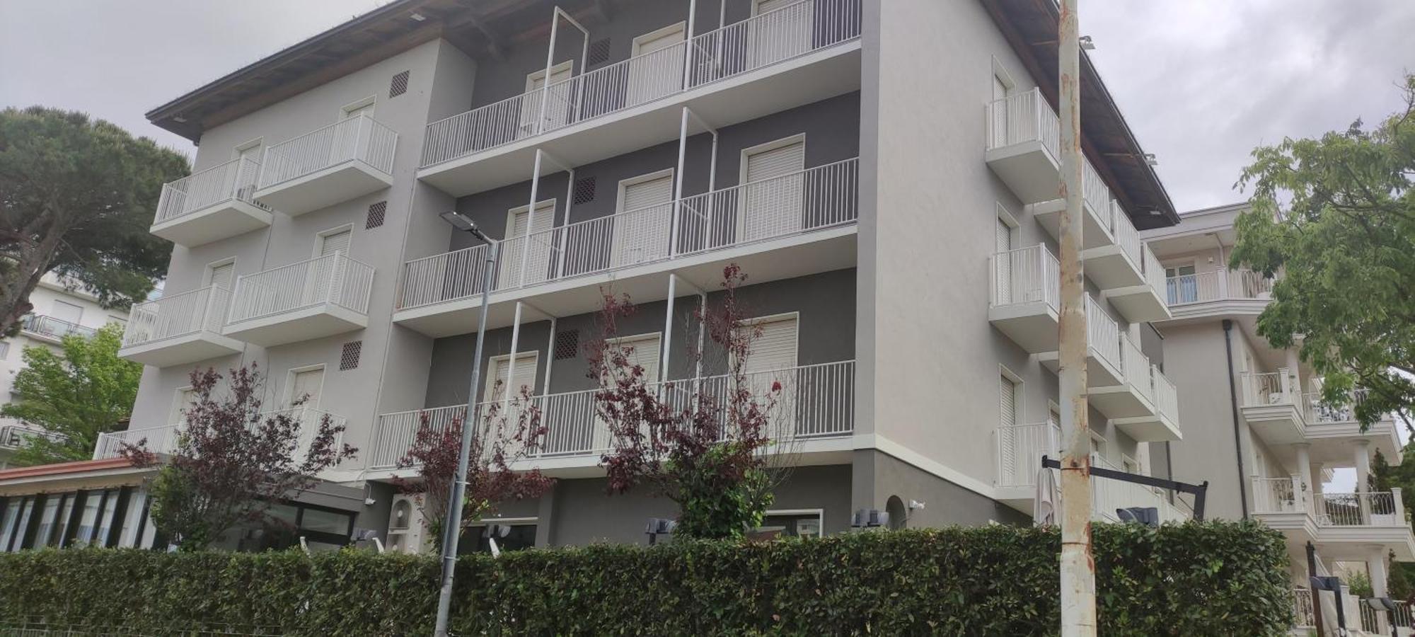 Hotel Villa Platani Riccione Bagian luar foto